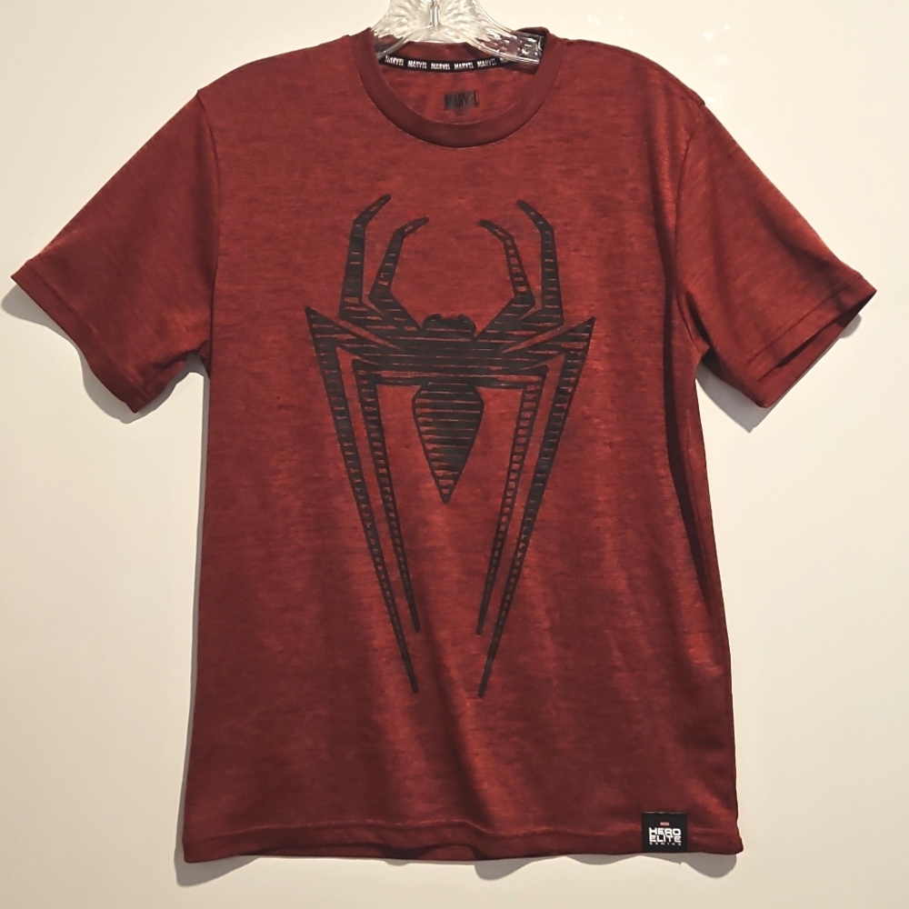 Marvel Hero Elite Series Spiderman Red Short Sleeve Tee Disney Small WDW Spidey